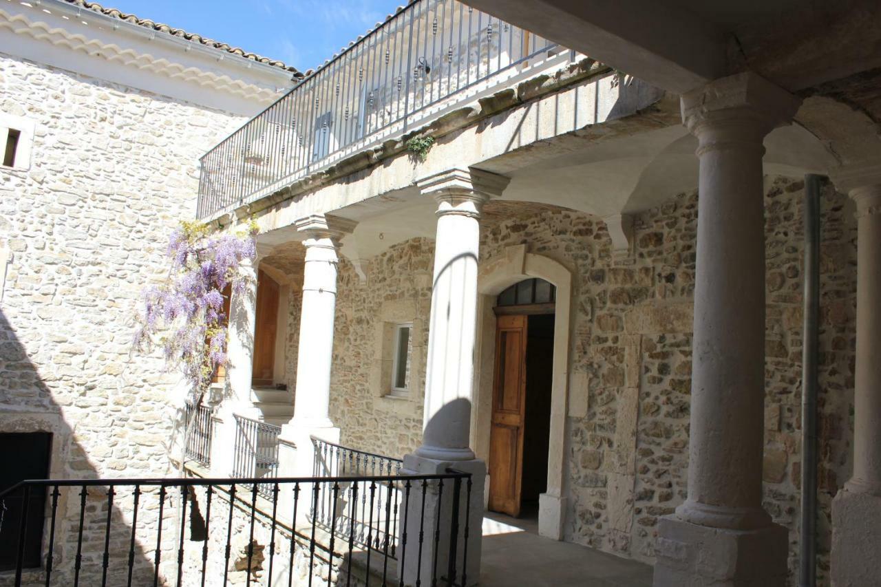Domaine Forvent Acomodação com café da manhã Saint-Julien-de-Peyrolas Exterior foto